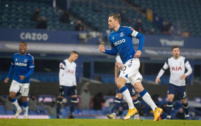 張稀哲首開 張稀哲首開